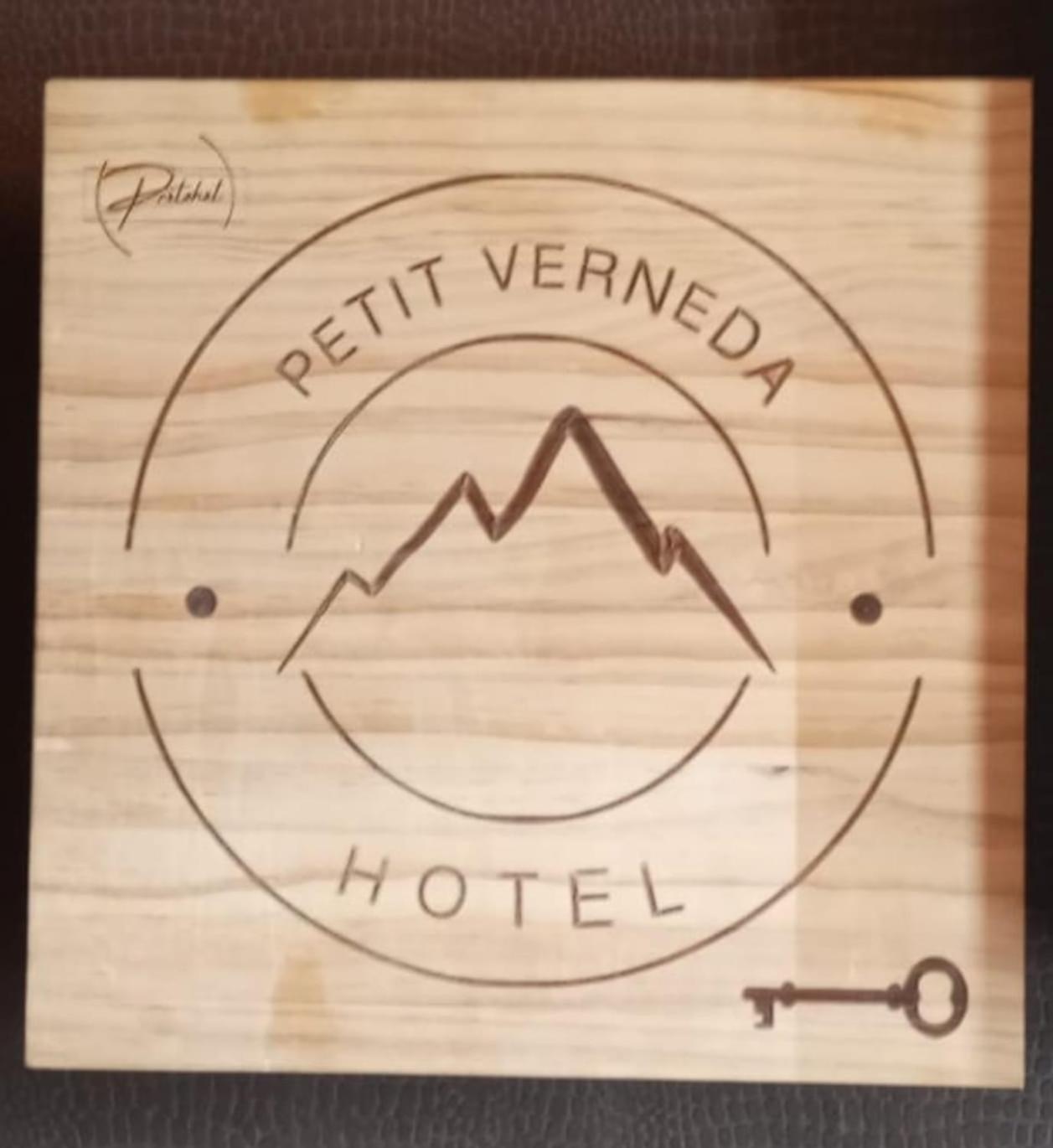 Petit Verneda Casau Dış mekan fotoğraf